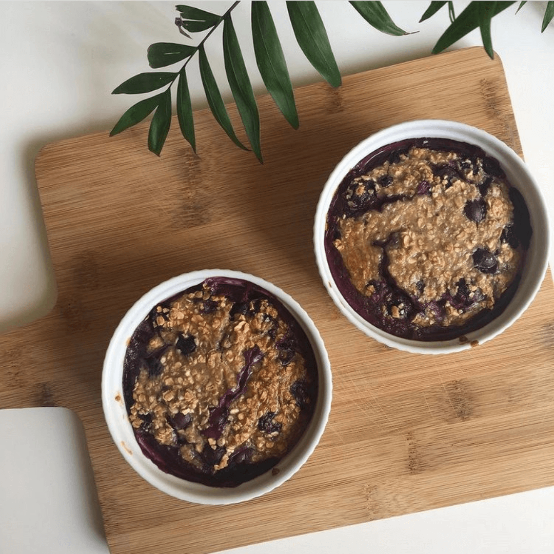 Baked peanut butter & jelly oatmeal